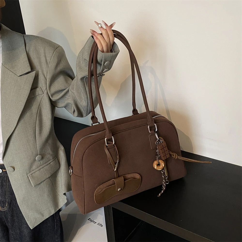 Isikhwama seSuede | Lily