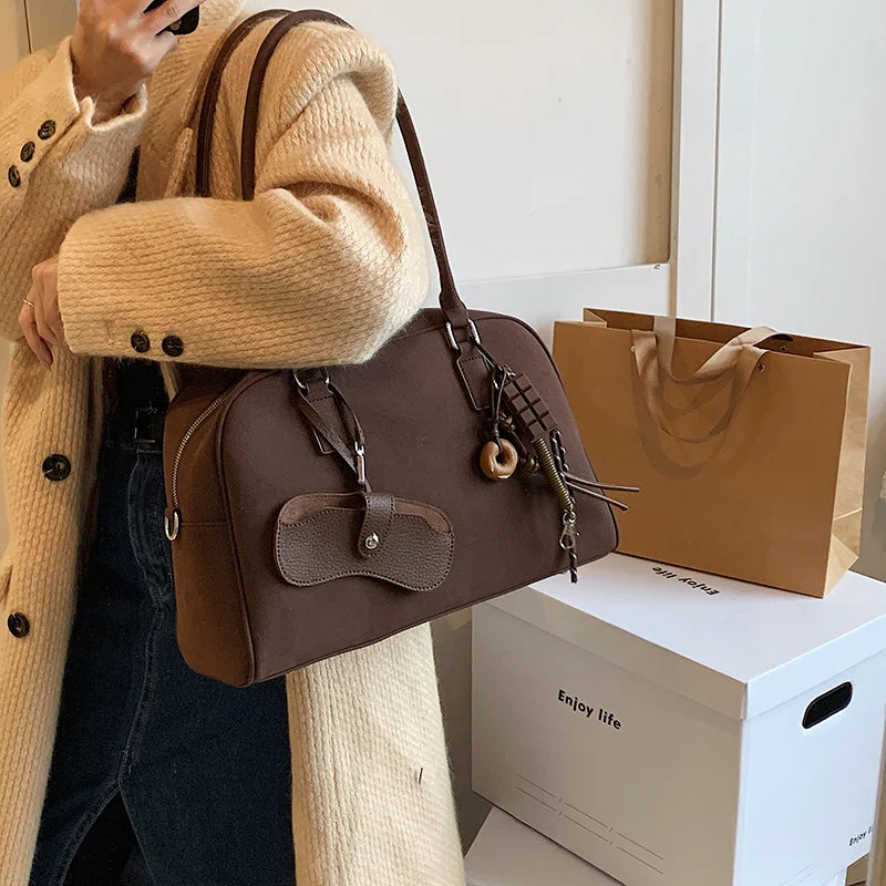 Isikhwama seSuede | Lily